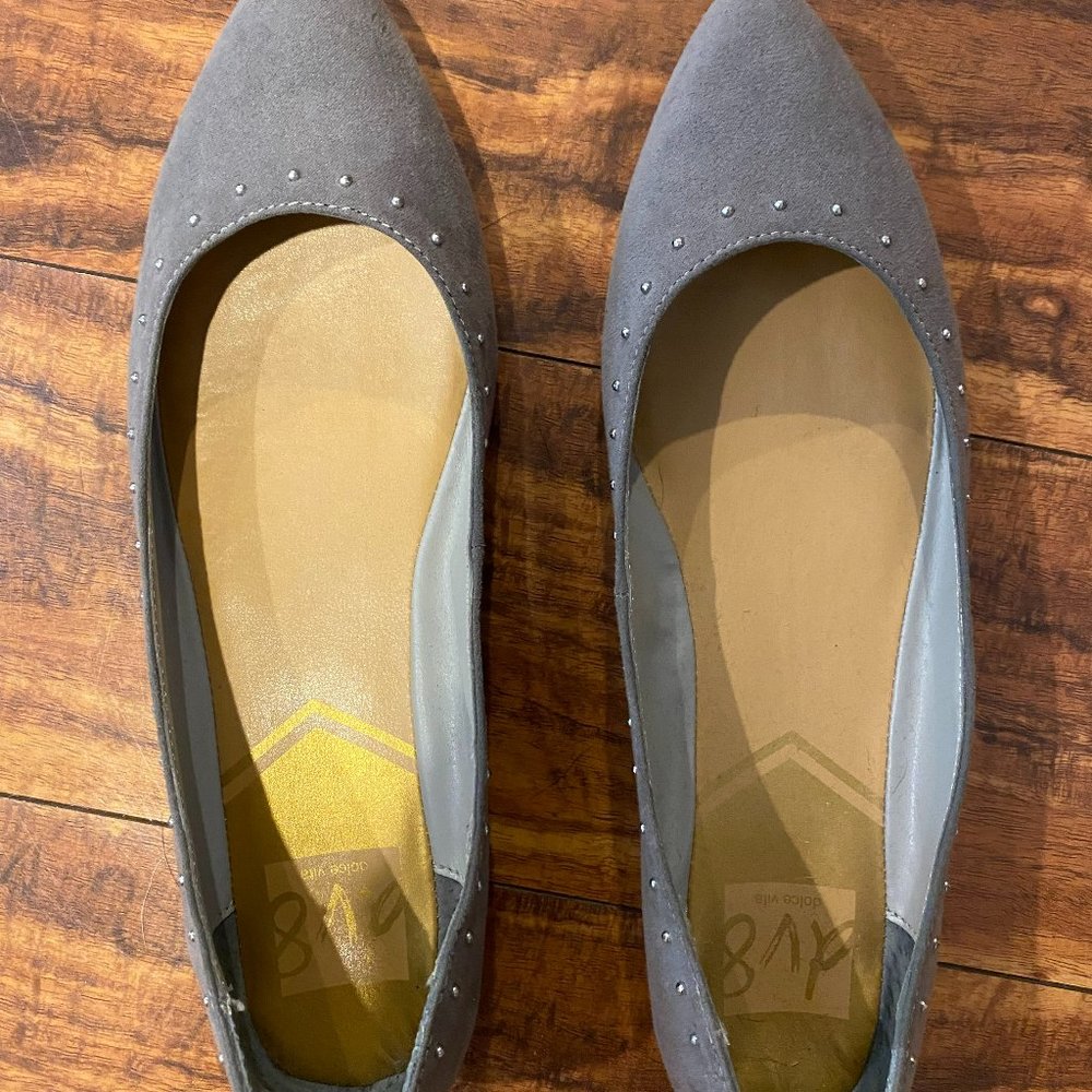 Dolce Vita DV8 Women's Flat Shoes Suede Gray, Size 6